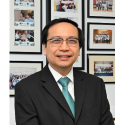 Dr Daniel Fung